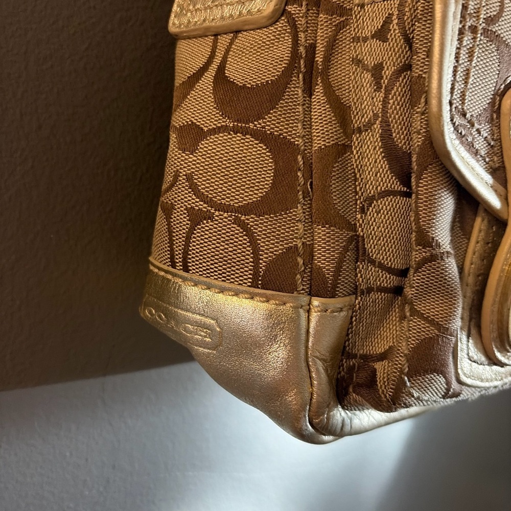 Vintage Y2K Coach legacy F12869 in rare color champagne signature - Picture 5 of 11